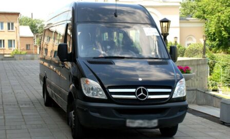 Микроавтобус Mercedes-Benz Sprinter Classic